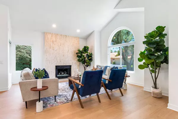 403 Cypress Point DR, Palm Desert, CA 92211