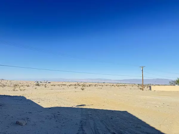 Thermal, CA 92274,1498 N Marina DR