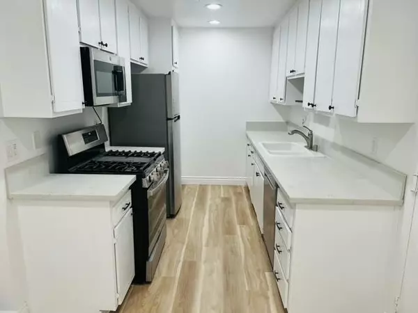 Upland, CA 91786,511 D ST