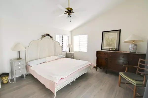 Desert Hot Springs, CA 92240,65565 Acoma Ave #128