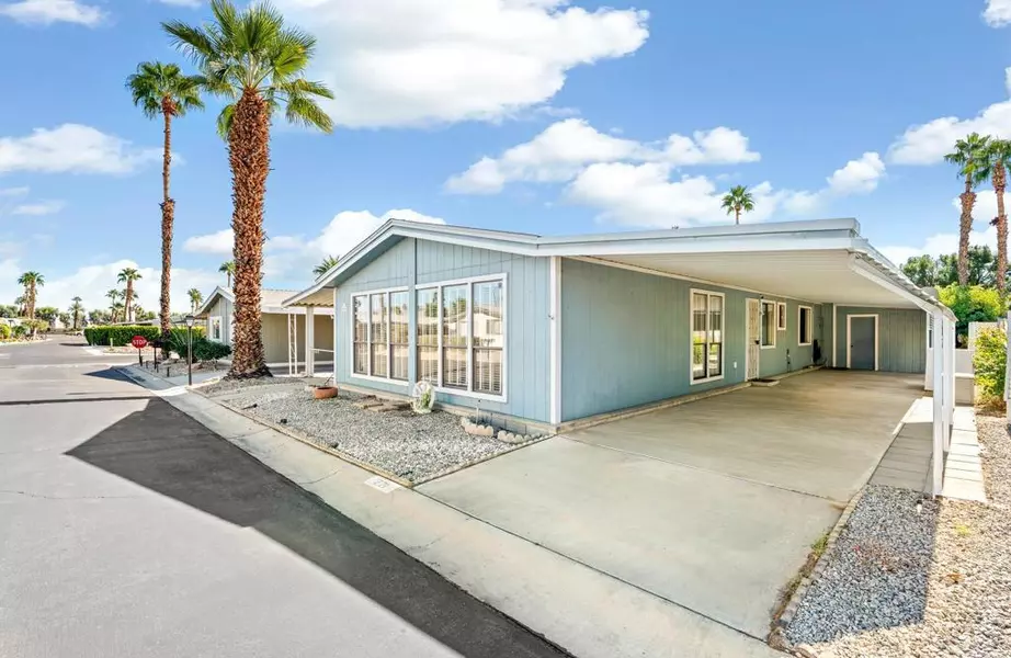 221 Settles DR, Cathedral City, CA 92234
