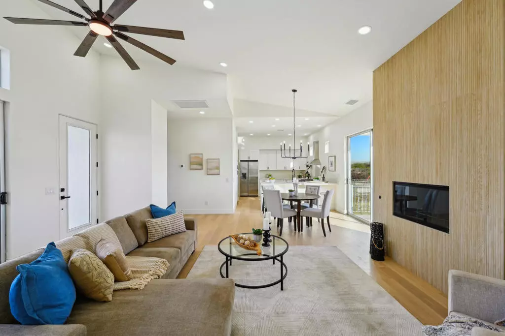 Desert Hot Springs, CA 92241,67725 Broken Arrow LN