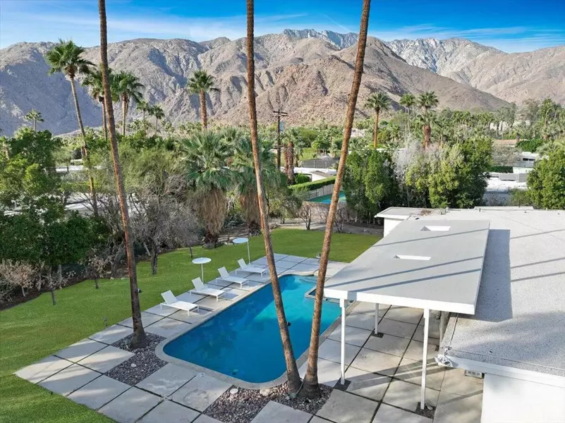 447 W Mariscal RD, Palm Springs, CA 92262