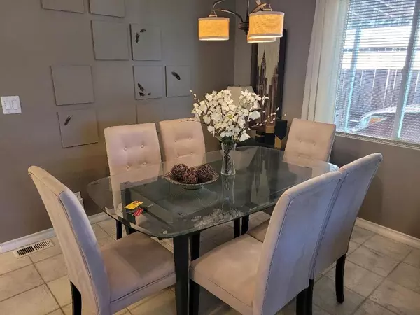 Thousand Palms, CA 92276,33581 Les RD