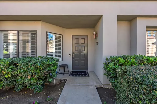 La Quinta, CA 92253,54860 Oak Tree #A32