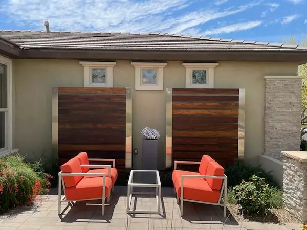 Indio, CA 92201,51216 Longmeadow ST