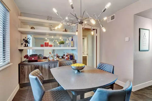 Palm Springs, CA 92264,1050 E Ramon RD #3