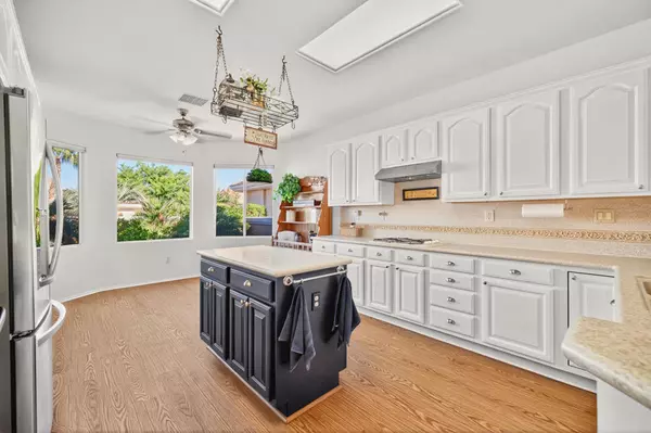 Palm Desert, CA 92211,78241 Hollister DR