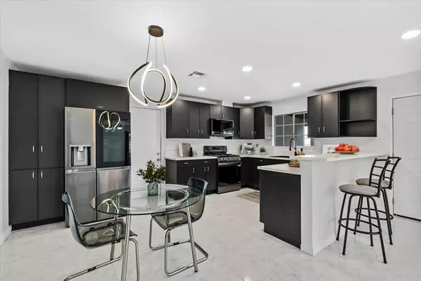 Desert Hot Springs, CA 92240,13895 West DR