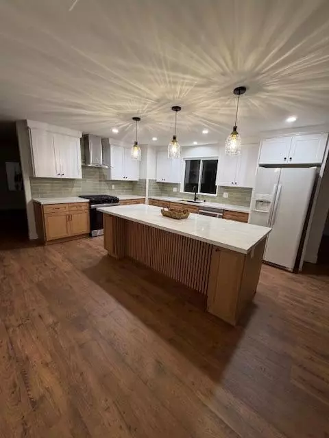 Palm Desert, CA 92260,38525 Desert Greens DR E