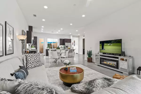 Palm Desert, CA 92260,4018 Via Fragante #2