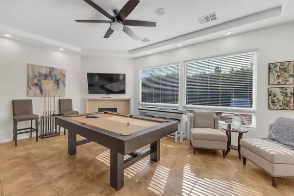 La Quinta, CA 92253,81715 Charismatic WAY