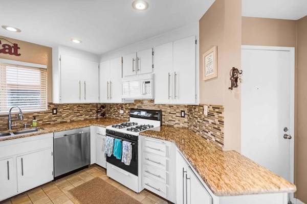 Indio, CA 92201,48255 Monroe ST #21