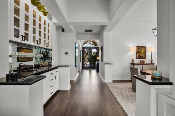 La Quinta, CA 92253,48225 Via Solana