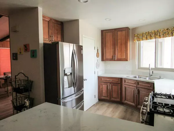 Palm Desert, CA 92260,38400 Fawn Springs DR