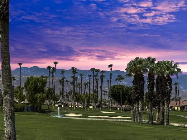 33 Blue River DR, Palm Desert, CA 92211