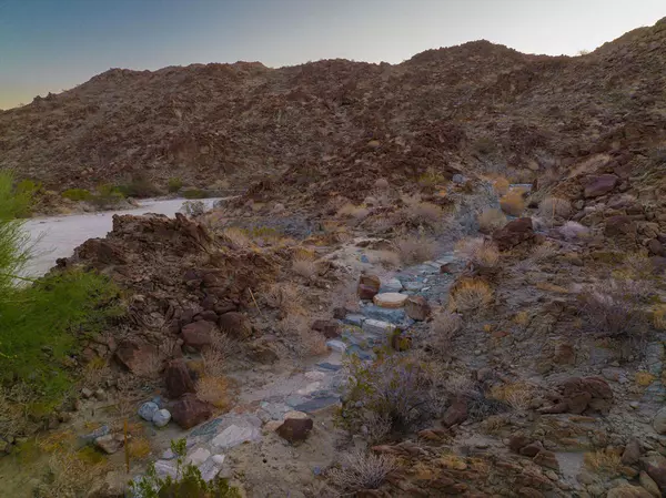 Palm Desert, CA 92260,707 Summit Cove