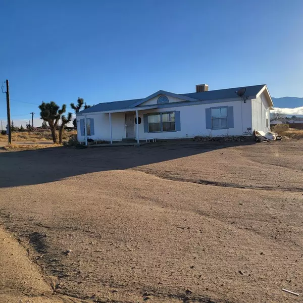 Phelan, CA 92371,9572 Smith RD