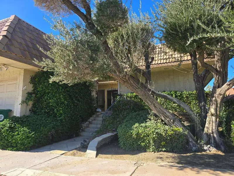 38811 Tandika TRL N, Palm Desert, CA 92211
