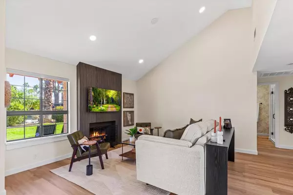 Palm Desert, CA 92211,126 Avellino CIR