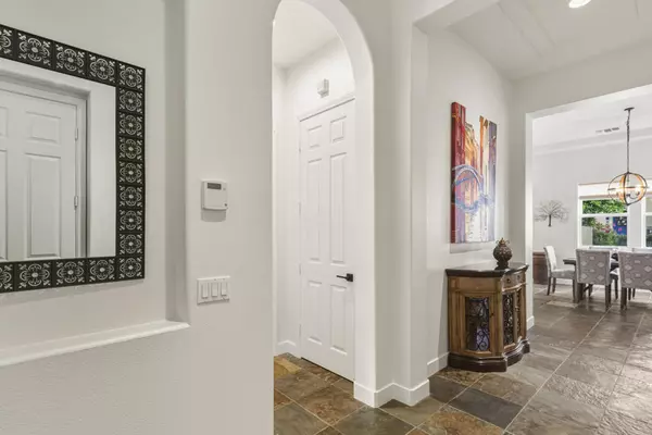 La Quinta, CA 92253,80890 Via Puerta Azul