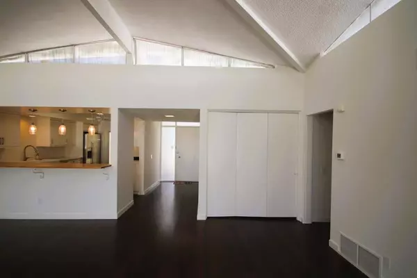 Palm Springs, CA 92264,2364 S Skyview DR