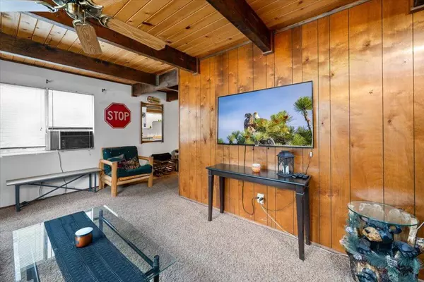 Big Bear, CA 92314,858 Norwood LN