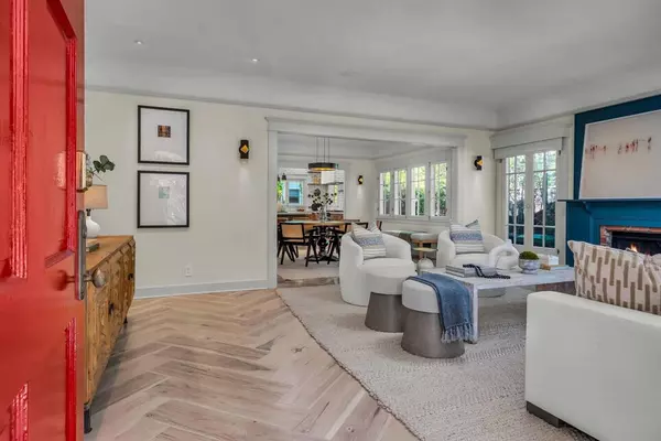 West Hollywood, CA 90046,1403 N Orange Grove AVE