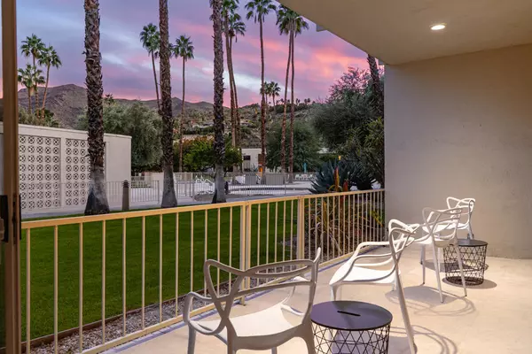 489 Desert Lakes DR, Palm Springs, CA 92264