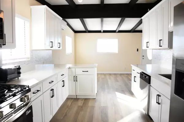 61576 Aberdeen DR, Joshua Tree, CA 92252