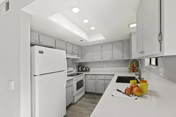 Palm Springs, CA 92264,5301 E Waverly DR #198