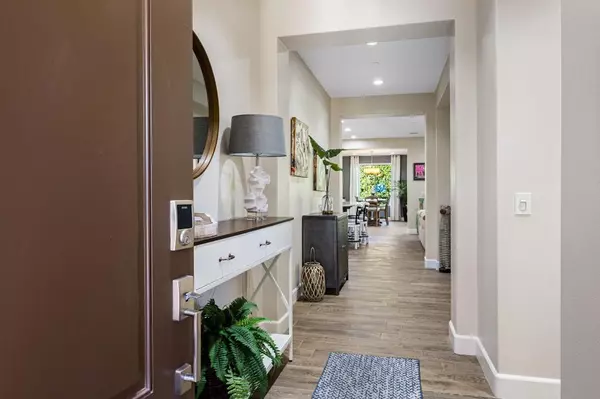 Indio, CA 92201,51287 Longmeadow ST