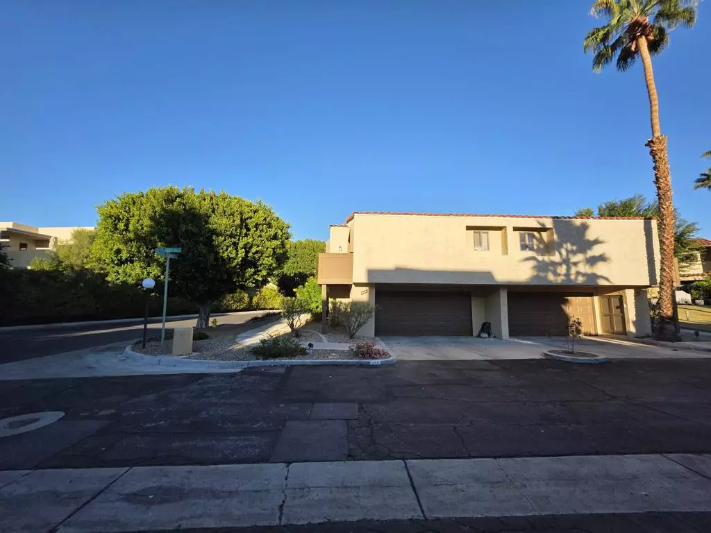 Palm Springs, CA 92262,464 E Calle Begonia
