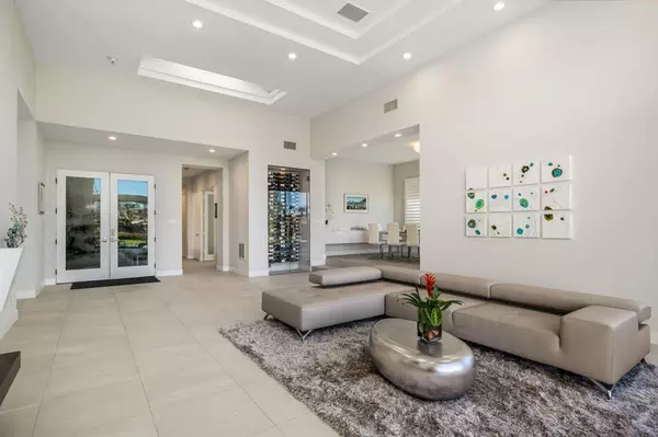 Palm Desert, CA 92211,770 Deer Haven CIR