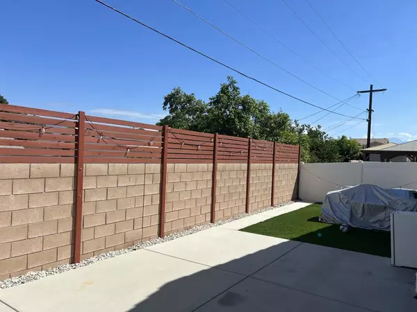 Rialto, CA 92376,426 E Orchard ST