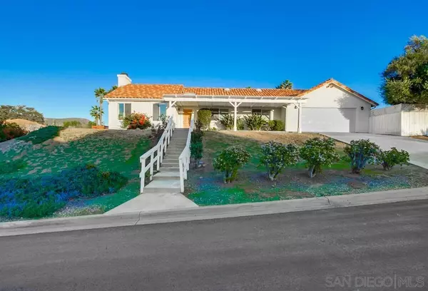 Ramona, CA 92065,15531 Thornbush Rd