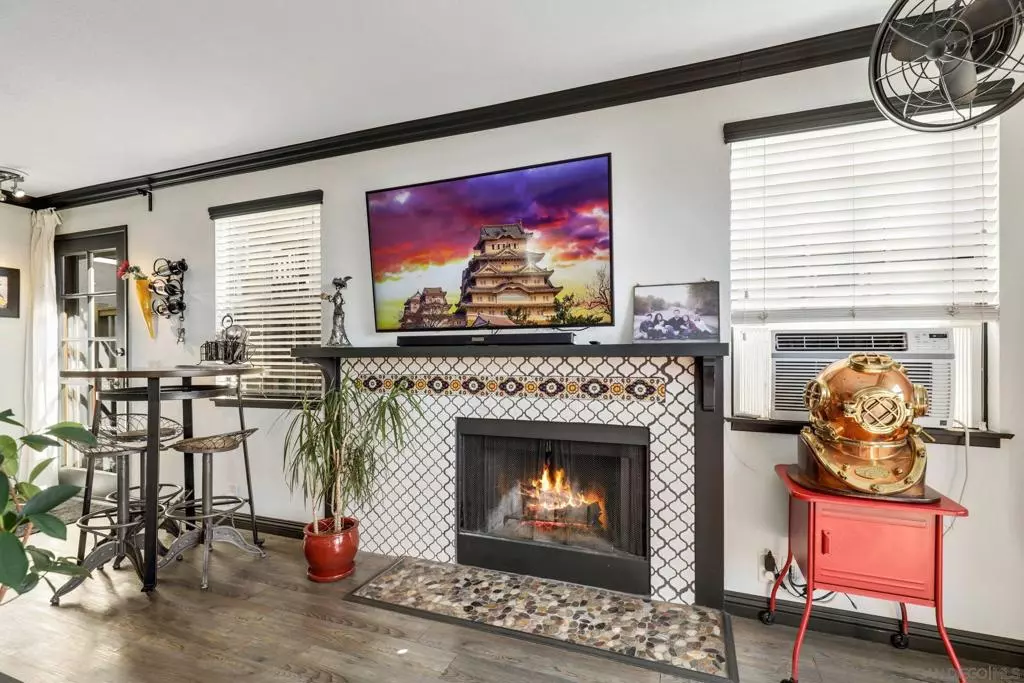 San Diego, CA 92110,3965 Hortensia St. #D7