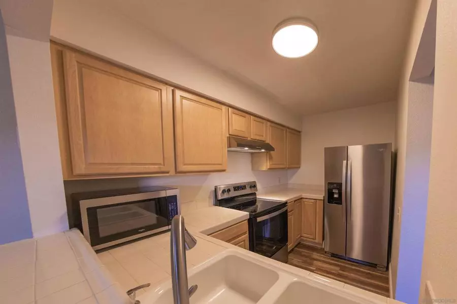 7932 Mission Center Ct #J, San Diego, CA 92108