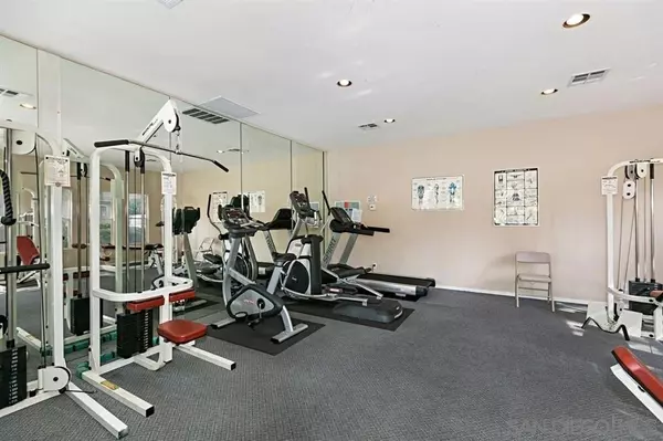 San Diego, CA 92130,13522 Jadestone