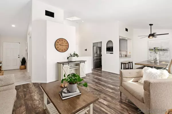 Poway, CA 92064,12807 Carriage Heights Way