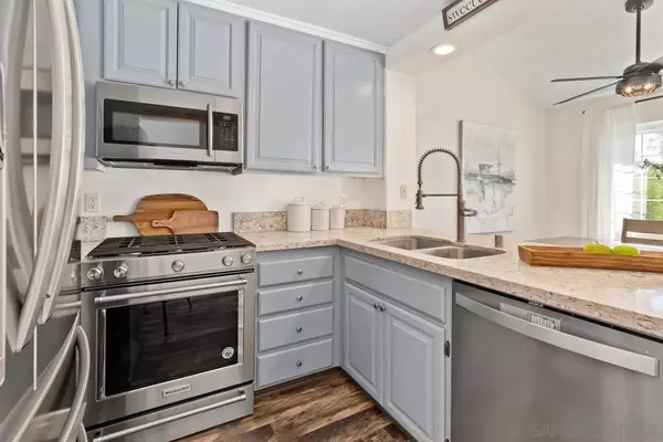 Poway, CA 92064,12807 Carriage Heights Way