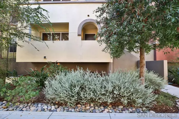 San Diego, CA 92103,1250 Cleveland Ave #G102