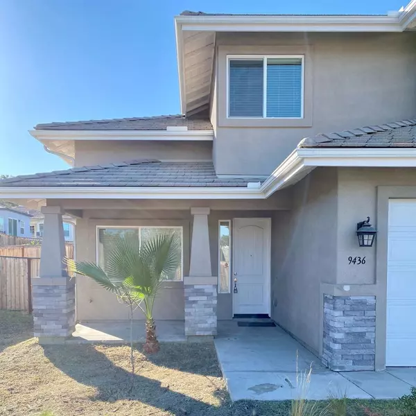 Santee, CA 92071,9436 Slope St