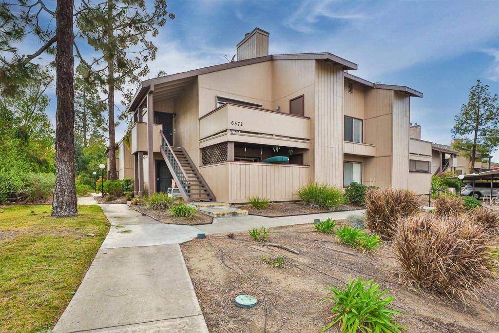 San Diego, CA 92115,6572 College Grove Dr #82