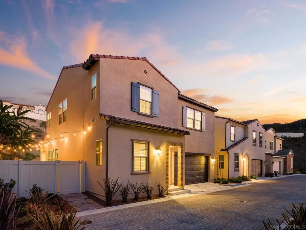 San Marcos, CA 92078,760 Gemstone Dr