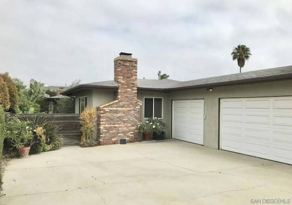 2215 Harriman Ln, Redondo Beach, CA 90278