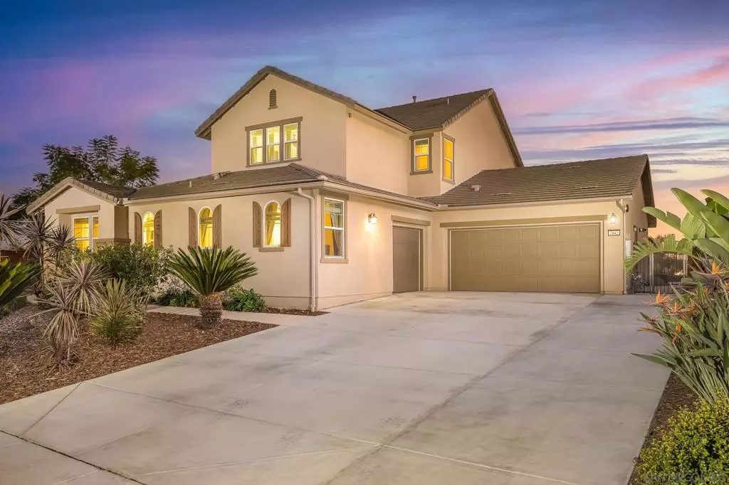 Santee, CA 92071,7042 Mariposa St