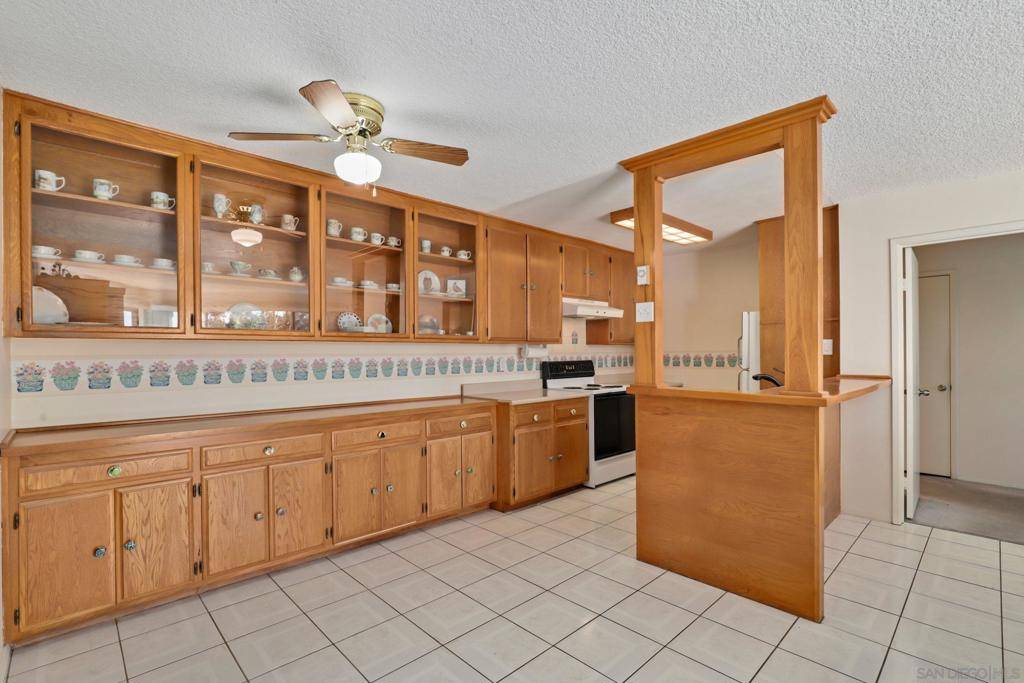 La Mesa, CA 91942,5708 Baltimore #379