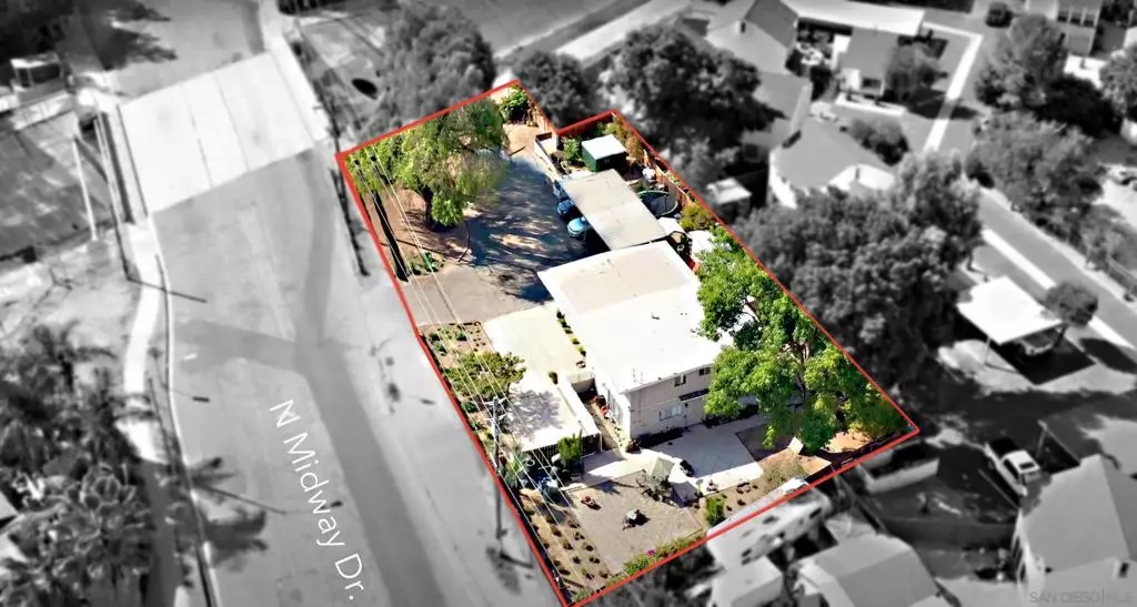 581 N Midway Dr., Escondido, CA 92027