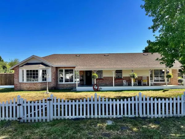 11627 Lakeside Ave, Lakeside, CA 92040
